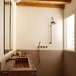 With Pool, Garden And View * 纳乌萨