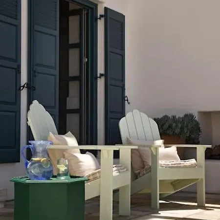 With Pool, Garden And View Villa Naousa (Paros)