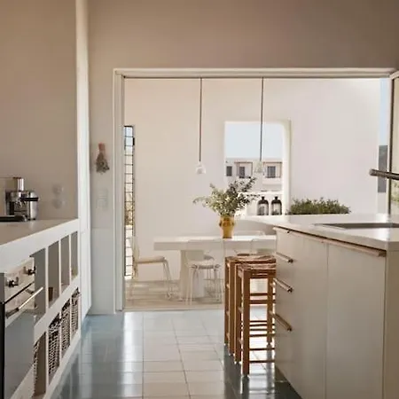 Villa With Pool, Garden And View Naousa (Paros)