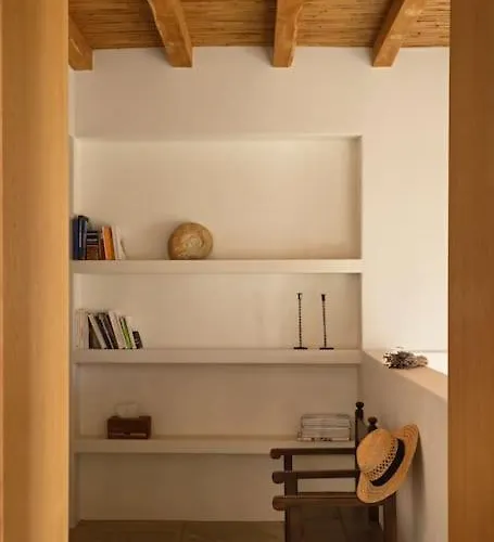 فيلة With Pool, Garden And View ناوسا