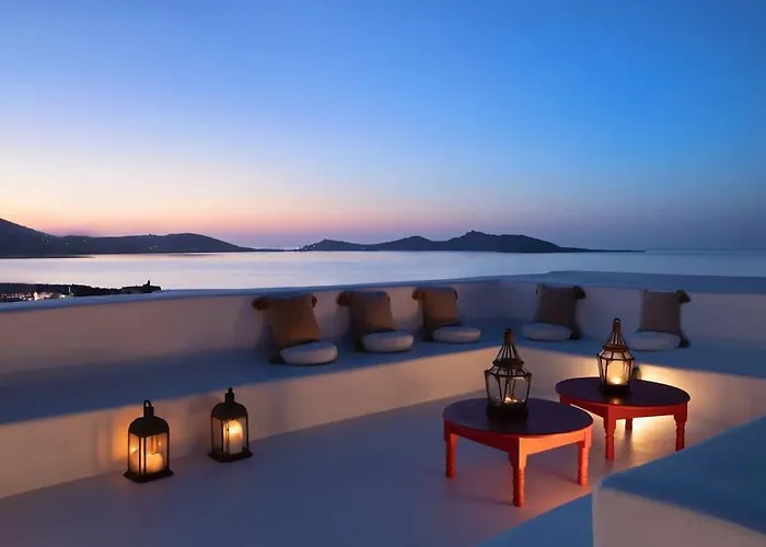 With Pool, Garden And View ناوسا