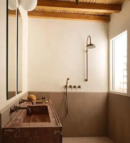 With Pool, Garden And View * ناوسا