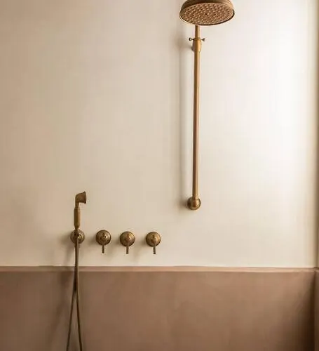 With Pool, Garden And View فيلة ناوسا